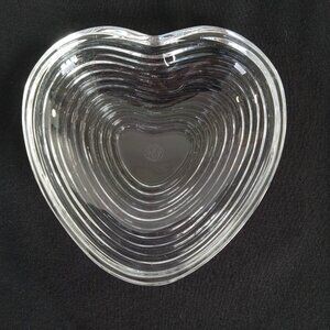 Baccarat Crystal Heart Dish Bowl Clear Ribbed France Signed Clear 4.75"